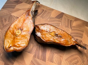 Толстолобик (бабочка) холодного копчения: Сом стейк х/к