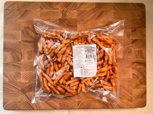 Минтай солёно-сушёный (рваный): Сыр копченый на ольхе с перцем 