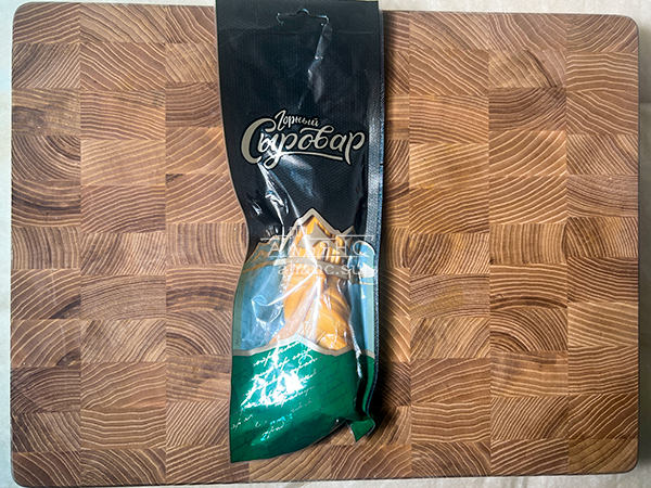 Сыр 100 гр ГОРНЫЙ СЫРОВАР (Косичка копчёная) в Тамбове