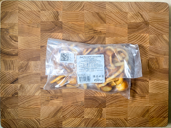 Сыр 150 гр ГОРНЫЙ СЫРОВАР (Ассорти копчёный) в Тамбове